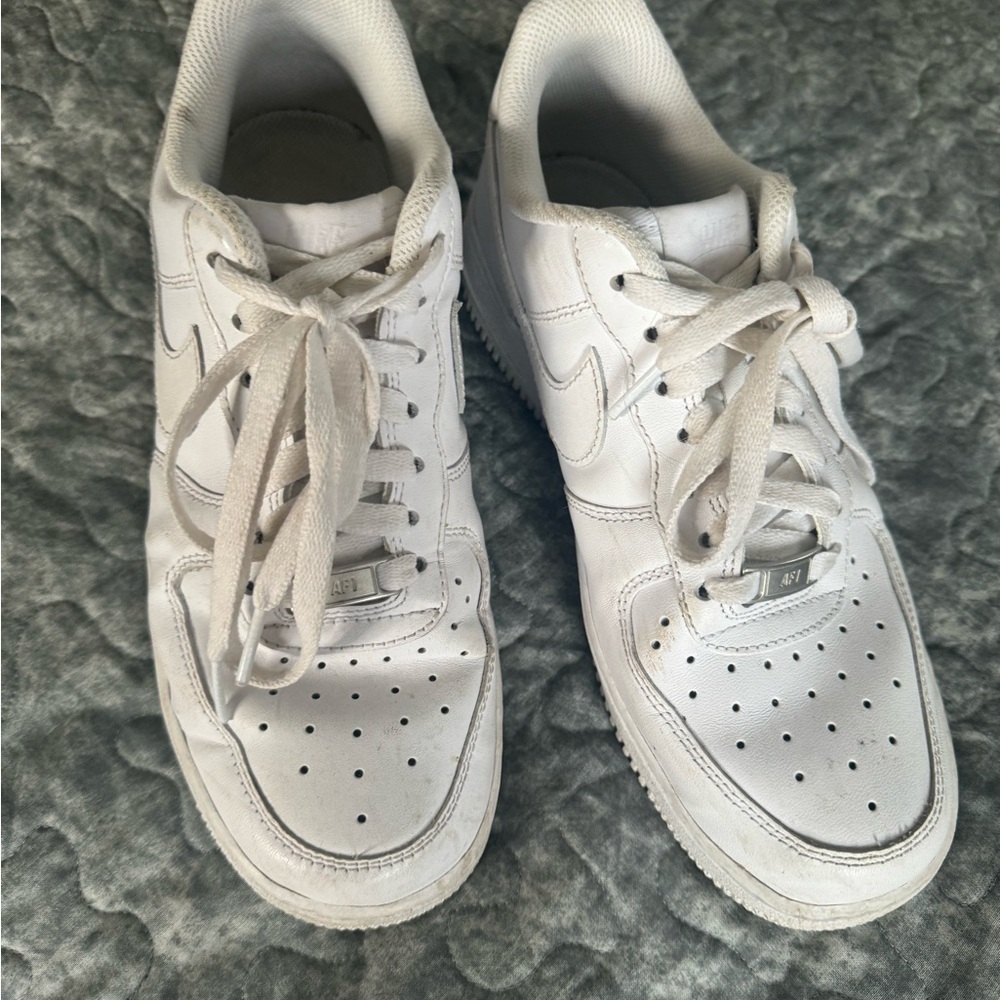AIR FORCE ONES